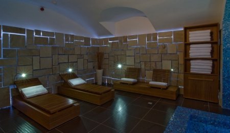 Gallery Park Hotel 5*      .   HIPCLUB.