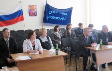 Водоканал Северска сбрасывает неочищенные стоки в озеро Водоканал Северска сбрасывает неочищенные стоки в озеро