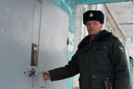 Участковый из Северска претендует на звание лучшего в стране Участковый из Северска претендует на звание лучшего в стране