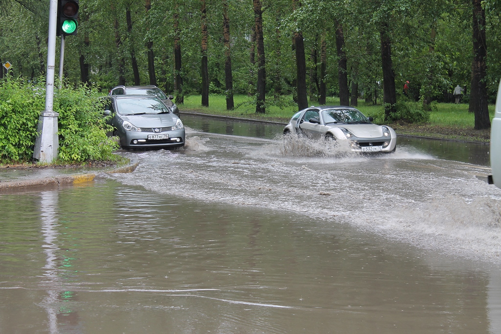 Дороги ушли под воду Дороги ушли под воду