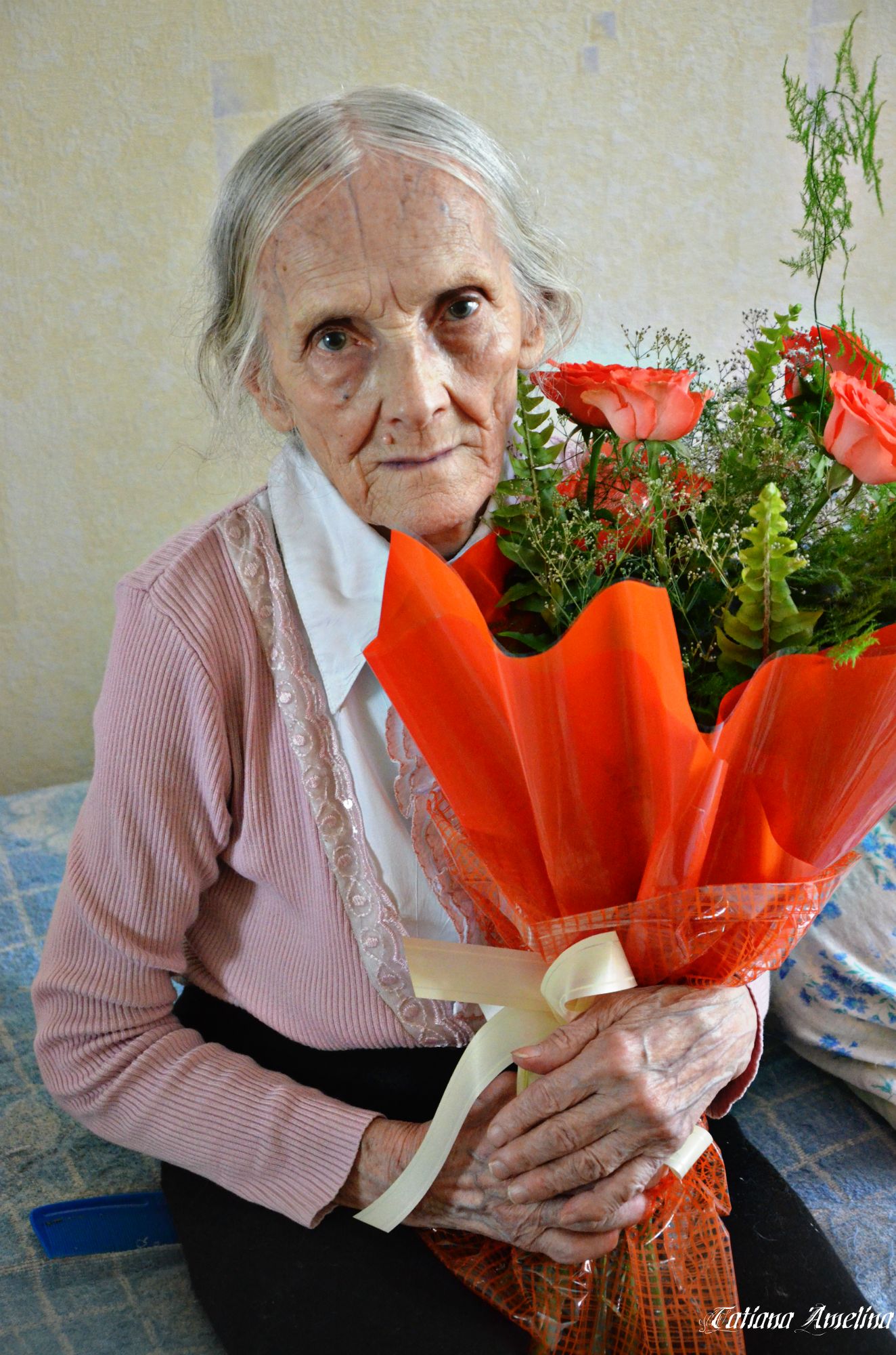 31.07.2013 года моей прабабушке исполнилось 90 лет ) 31.07.2013 года моей прабабушке исполнилось 90 лет )