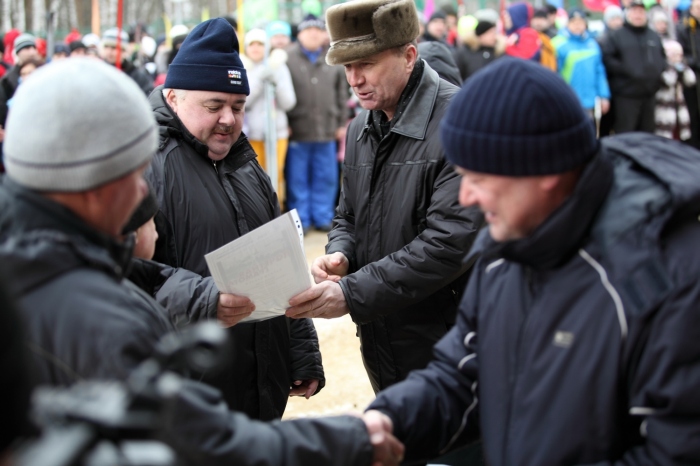 Более двух тысяч человек приняли участие в зимнем спортивном празднике СХК Более двух тысяч человек приняли участие в зимнем спортивном празднике СХК