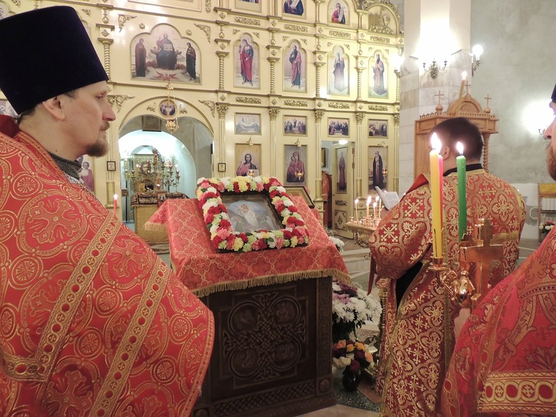 Богослужение Пасхи Богослужение Пасхи
