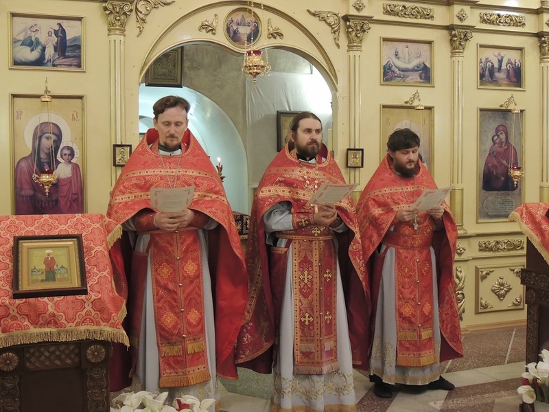 Богослужение Пасхи Богослужение Пасхи