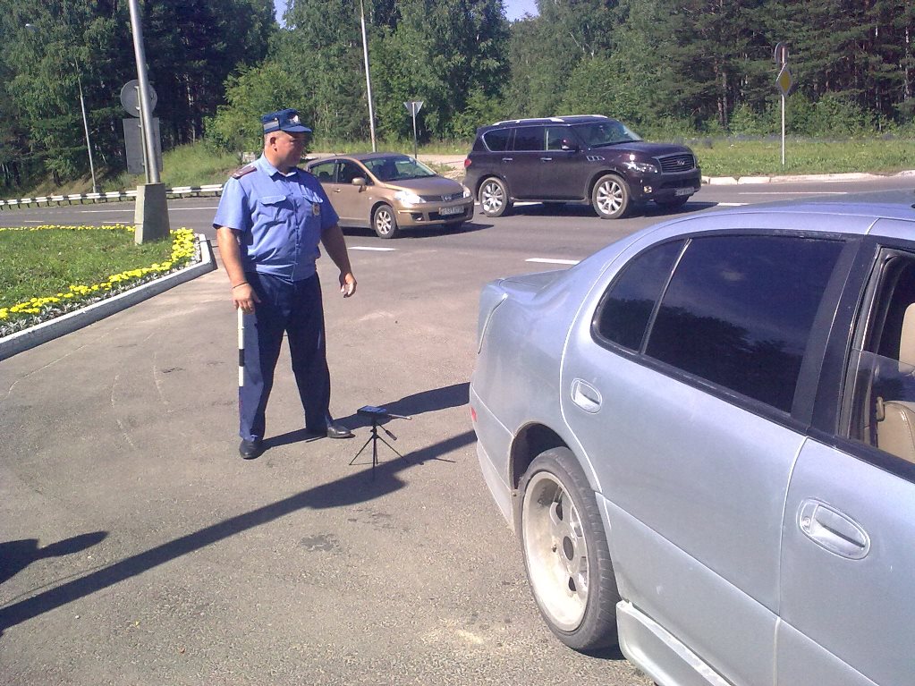 ГИБДД замеряет уровень шума транспортных средств ГИБДД замеряет уровень шума транспортных средств