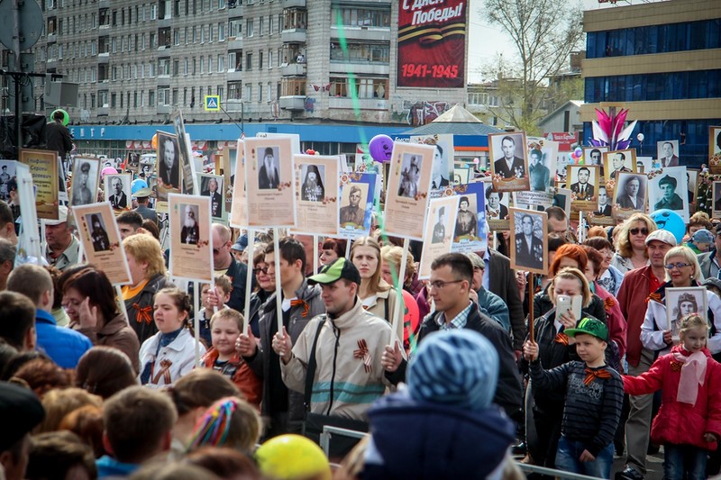 Бессмертный полк и поздравление ветеранов на 9 мая Бессмертный полк и поздравление ветеранов на 9 мая