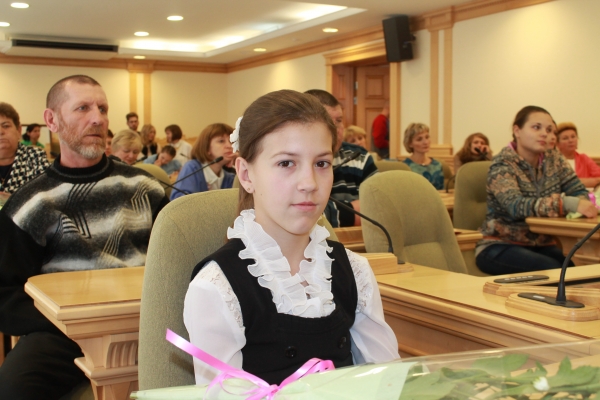 Семья Сухушиных заняла второе место на конкурсе «Читаем всей семьей» Семья Сухушиных заняла второе место на конкурсе «Читаем всей семьей»