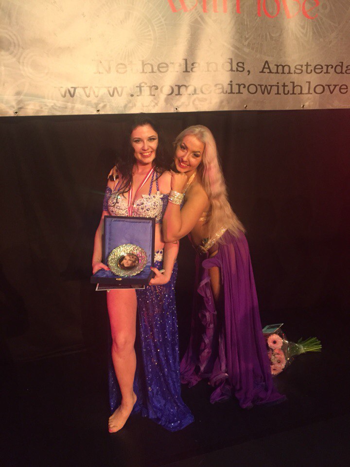 Северчанка Юлиана Мокрова стала чемпионкой Европы по восточным танцам Северчанка Юлиана Мокрова стала чемпионкой Европы по восточным танцам