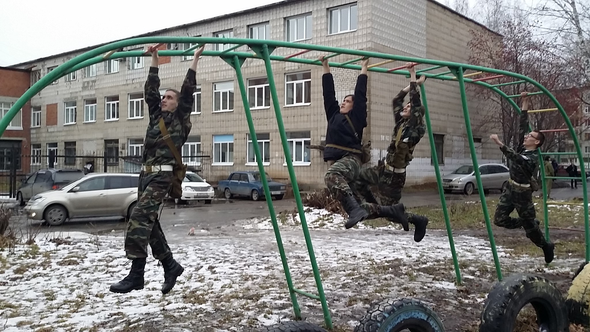 Патриотический клуб «Долг» занял 3 место на областных соревнованиях Патриотический клуб «Долг» занял 3 место на областных соревнованиях