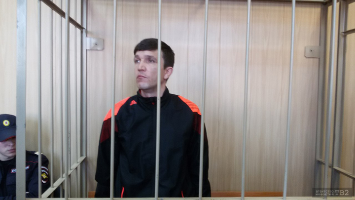 Начальник УБЭП Савченко получил в виде взятки скидку на Toyota Highlander и три iPhone Начальник УБЭП Савченко получил в виде взятки скидку на Toyota Highlander и три iPhone