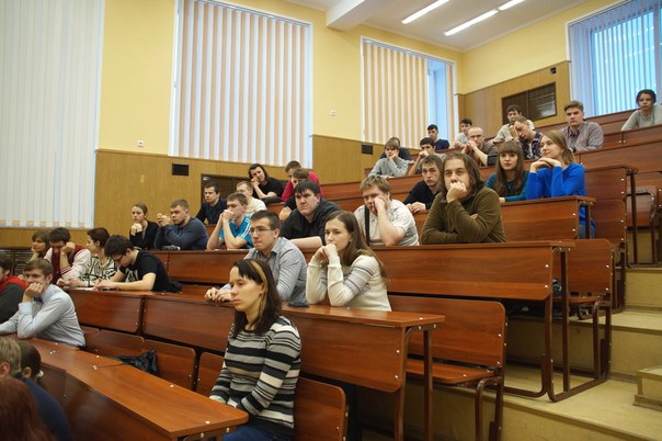 Полицейские провели встречи со студентами Полицейские провели встречи со студентами