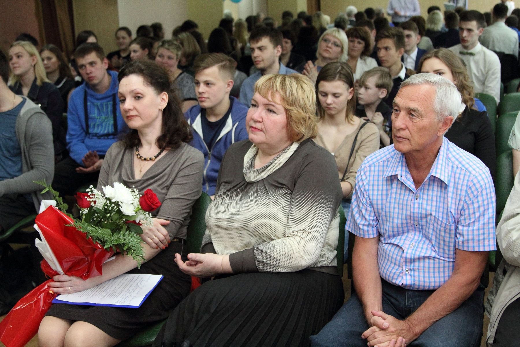 33 юных спортсмена попрощались с родным коллективом спортшколы имени Л.Егоровой 33 юных спортсмена попрощались с родным коллективом спортшколы имени Л.Егоровой