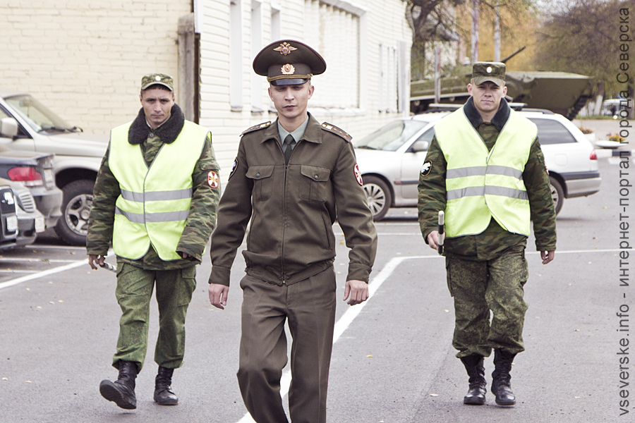 C военнослужащими, имеющими автомобиль, провели «профилактическую беседу» C военнослужащими, имеющими автомобиль, провели «профилактическую беседу»