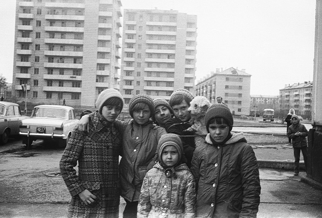История в фотографиях. Симпатичные девчонки 70-х годов История в фотографиях. Симпатичные девчонки 70-х годов