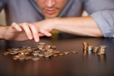 На 3,5% меньше стали получать зарплату жители области На 3,5% меньше стали получать зарплату жители области