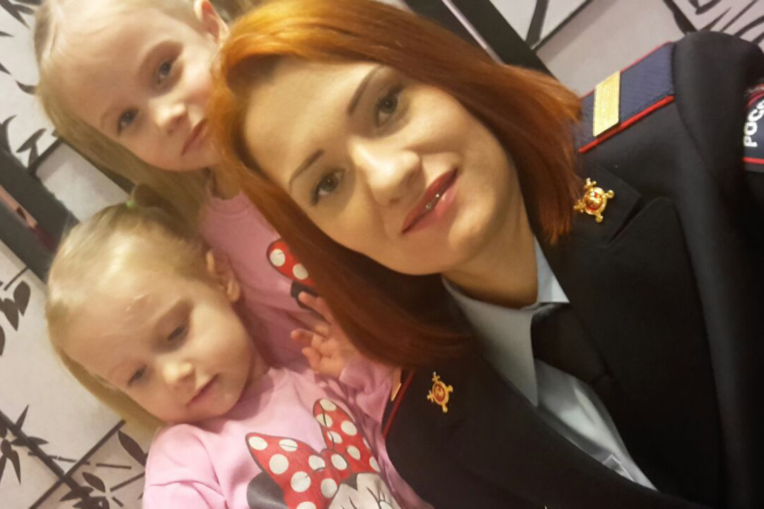 Селфи с мамами сделали северские полицейские ко Дню матери Селфи с мамами сделали северские полицейские ко Дню матери