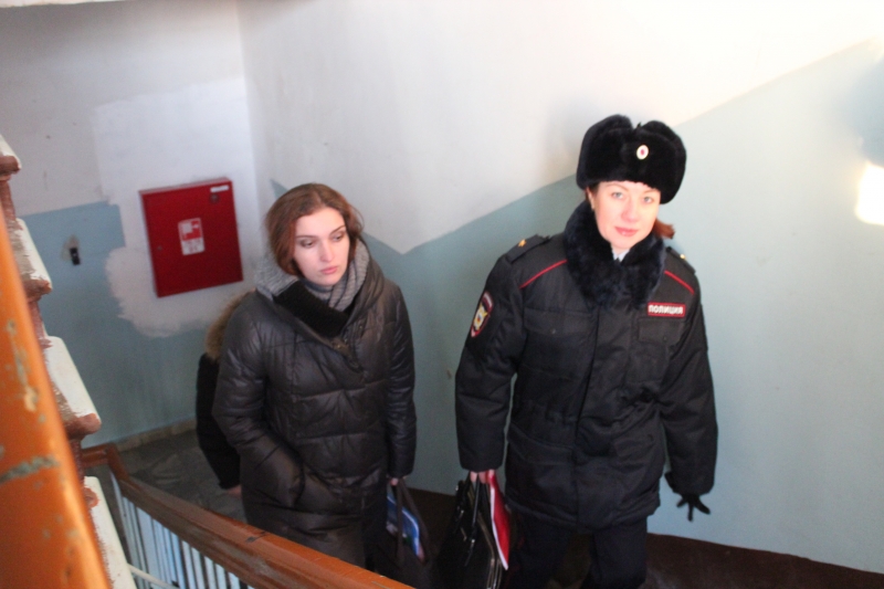 Правоохранители навестили «трудных» подростков Правоохранители навестили «трудных» подростков
