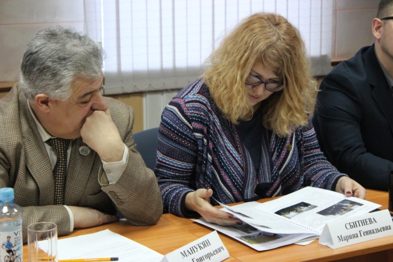Полицейские и общественники провели круглый стол для журналистов Полицейские и общественники провели круглый стол для журналистов