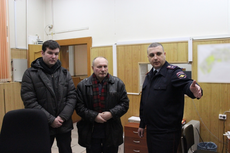 Общественники посетили изолятор временного содержания и помещения дежурной части Общественники посетили изолятор временного содержания и помещения дежурной части