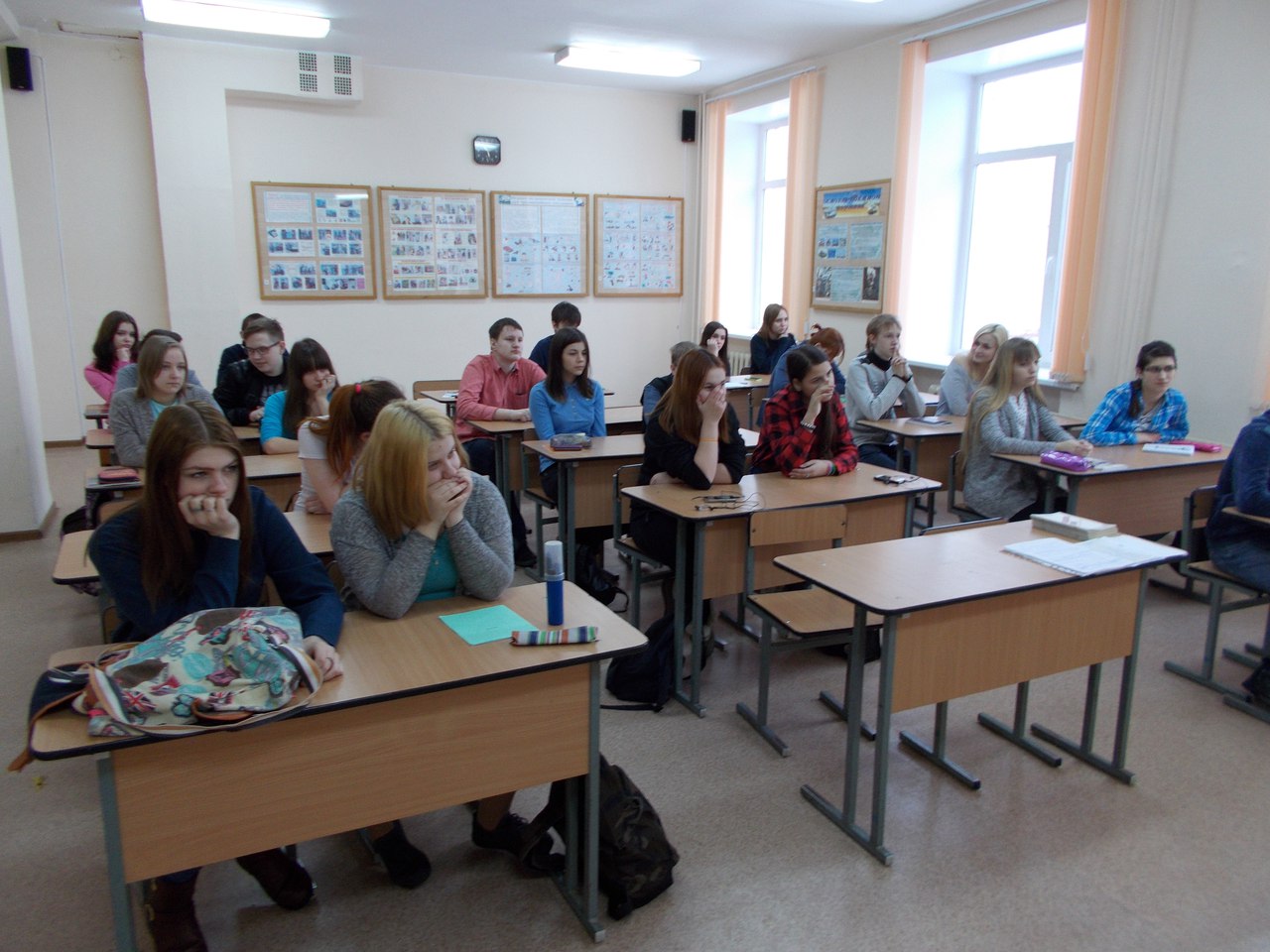 В колледже прошли беседы, нацеленные на профилактику экстремизма в молодежной среде В колледже прошли беседы, нацеленные на профилактику экстремизма в молодежной среде