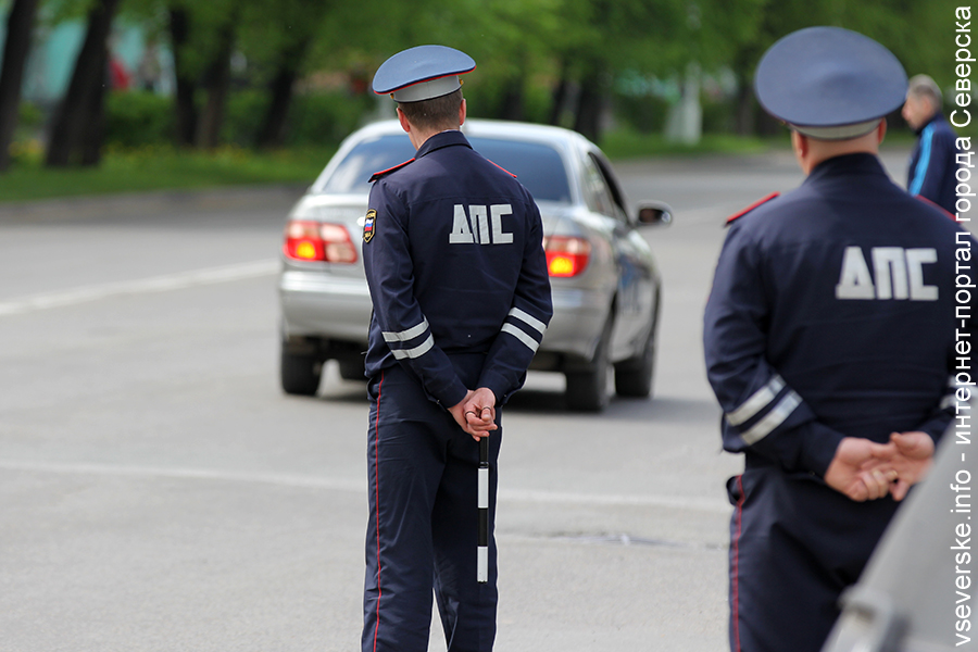 Завтра будет временно ограничено движение на автодороге до кладбища Завтра будет временно ограничено движение на автодороге до кладбища