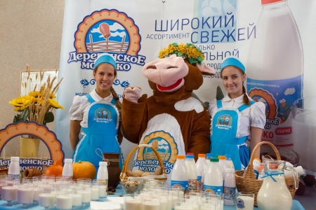 В Северске откроется фирменный магазин «Деревенского молочка» В Северске откроется фирменный магазин «Деревенского молочка»
