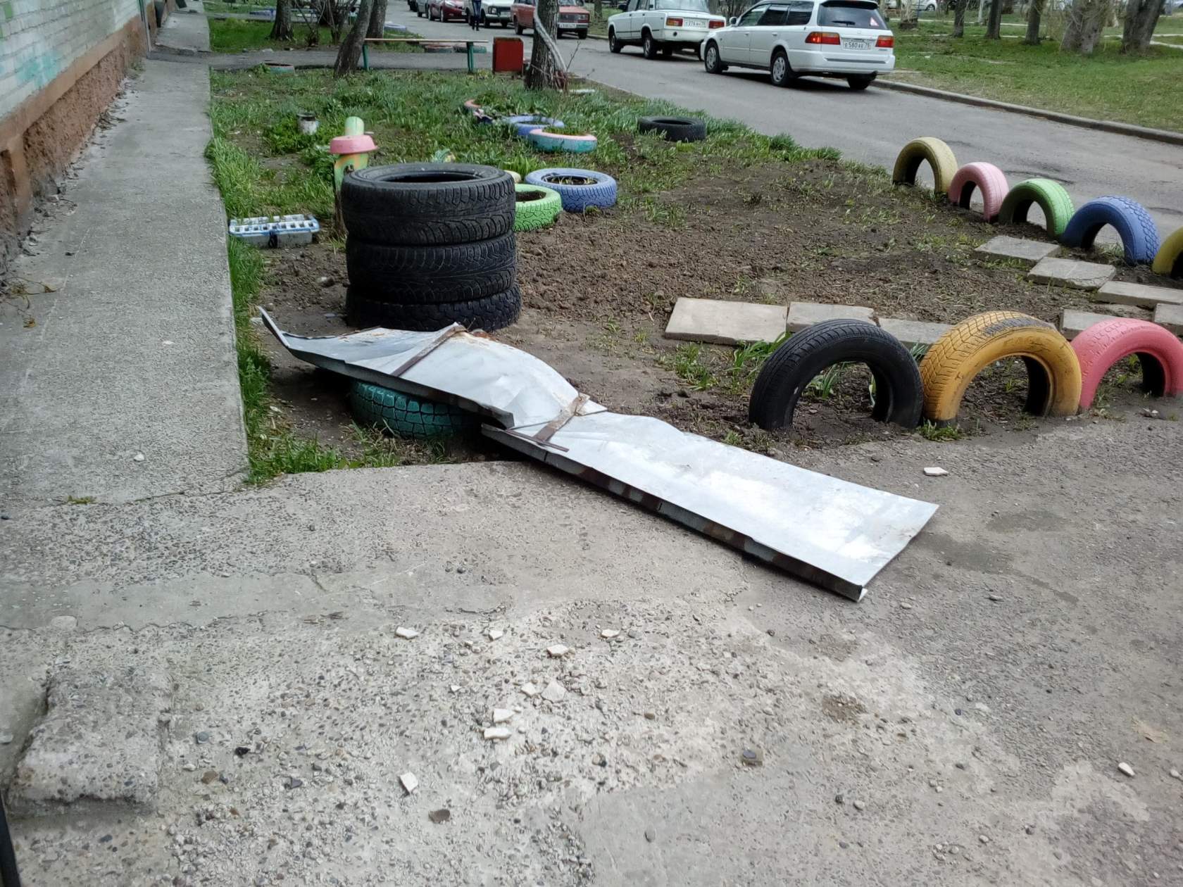 Тот самый неугомонный ветерок Тот самый неугомонный ветерок