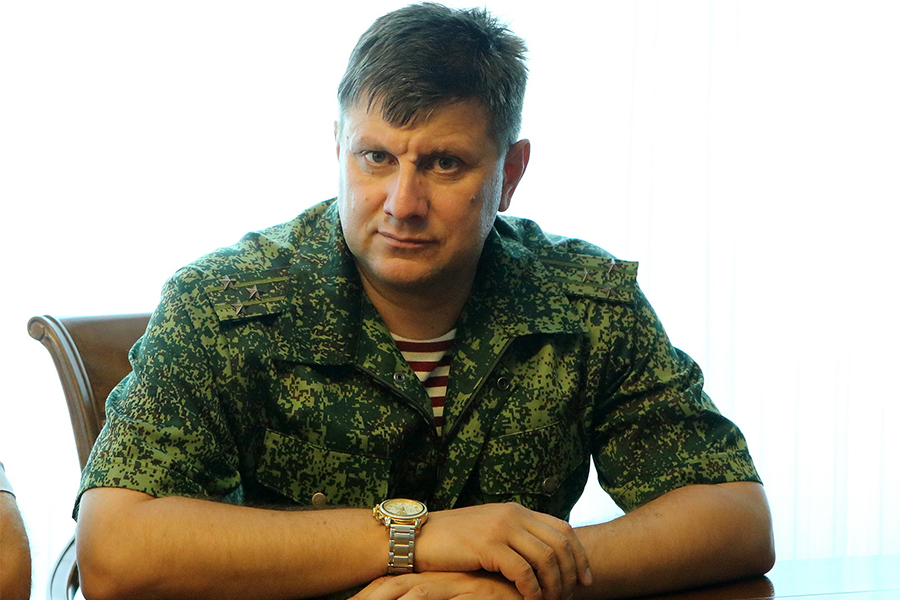 Полковник Алексей Калуга стал новым командиром северской дивизии Полковник Алексей Калуга стал новым командиром северской дивизии