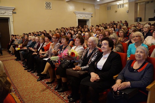 Торжественная церемония награждения педагогических работников Торжественная церемония награждения педагогических работников