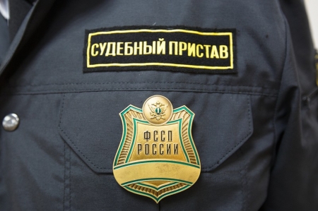 Приставы поймали 10 должников на КПП Приставы поймали 10 должников на КПП
