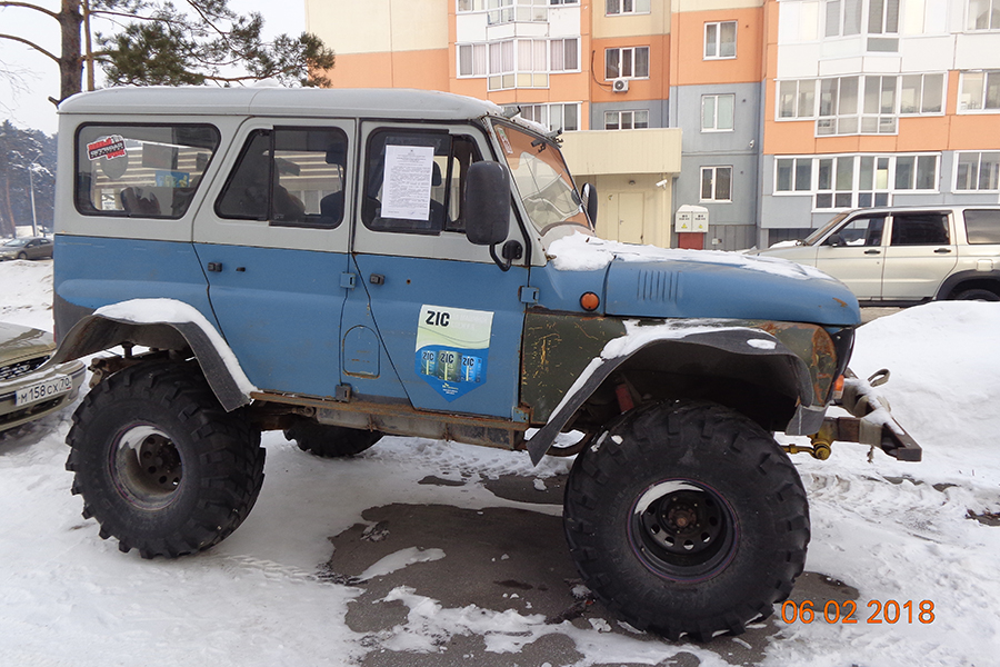 Власти просят убрать брошенные автомобили Власти просят убрать брошенные автомобили