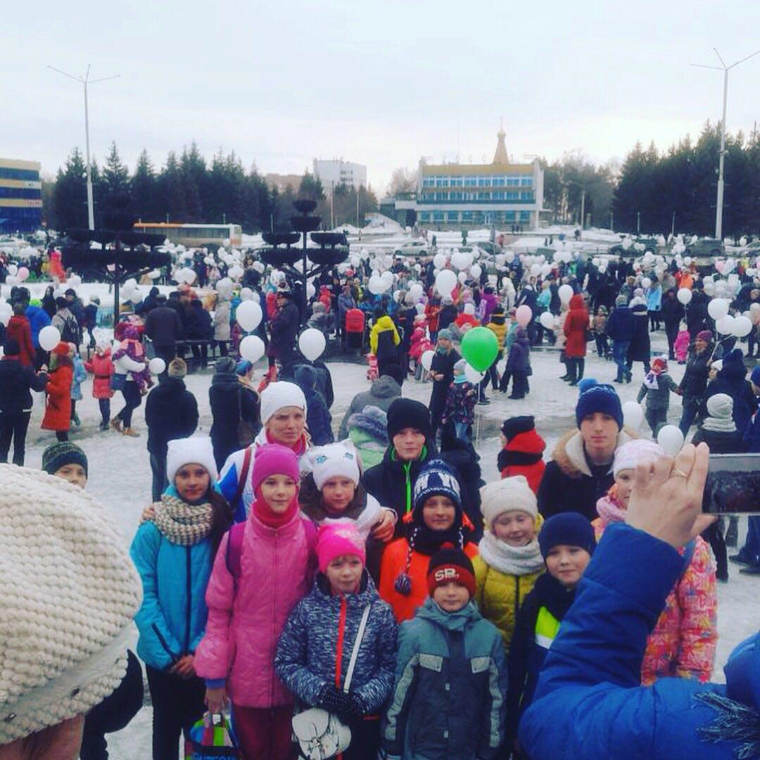 Кемерово, мы с тобой! Кемерово, мы с тобой!