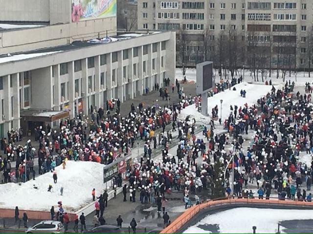 Кемерово, мы с тобой! Кемерово, мы с тобой!