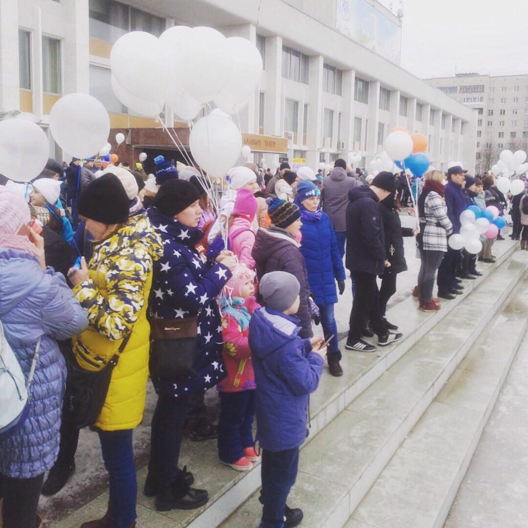 Кемерово, мы с тобой! Кемерово, мы с тобой!