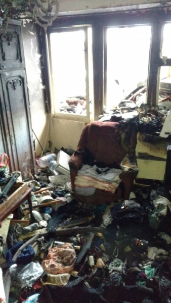 На пожаре в жилом доме огнеборцами спасено 44 человека На пожаре в жилом доме огнеборцами спасено 44 человека