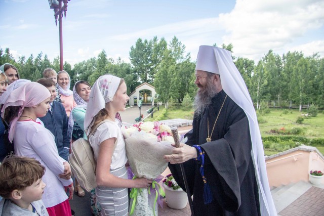 В храме Северска отметили престольный праздник В храме Северска отметили престольный праздник