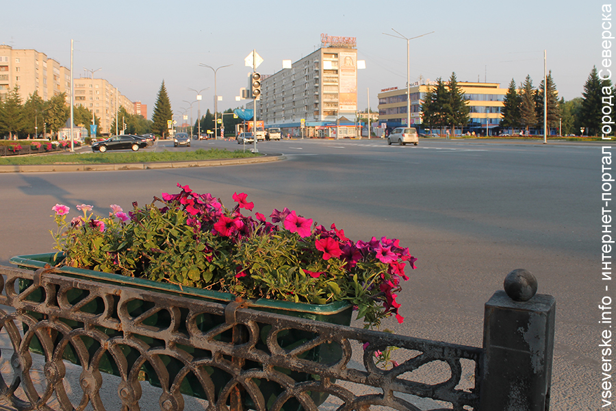 Сегодня в городе запустят новый светофорный комплекс за 6,7 миллионов рублей Сегодня в городе запустят новый светофорный комплекс за 6,7 миллионов рублей