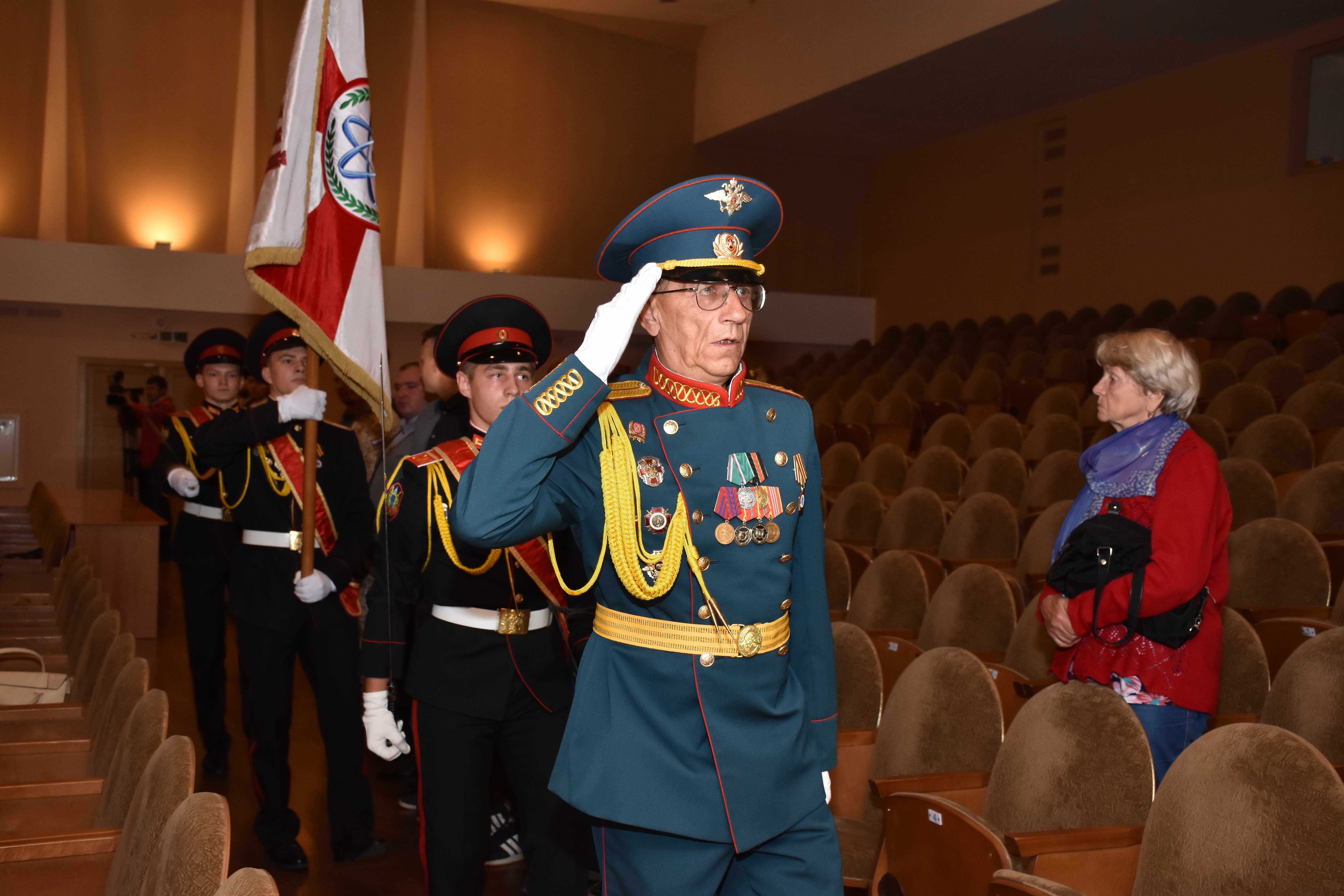 Северский кадетский корпус отметил свой первый 10-летний юбилей Северский кадетский корпус отметил свой первый 10-летний юбилей
