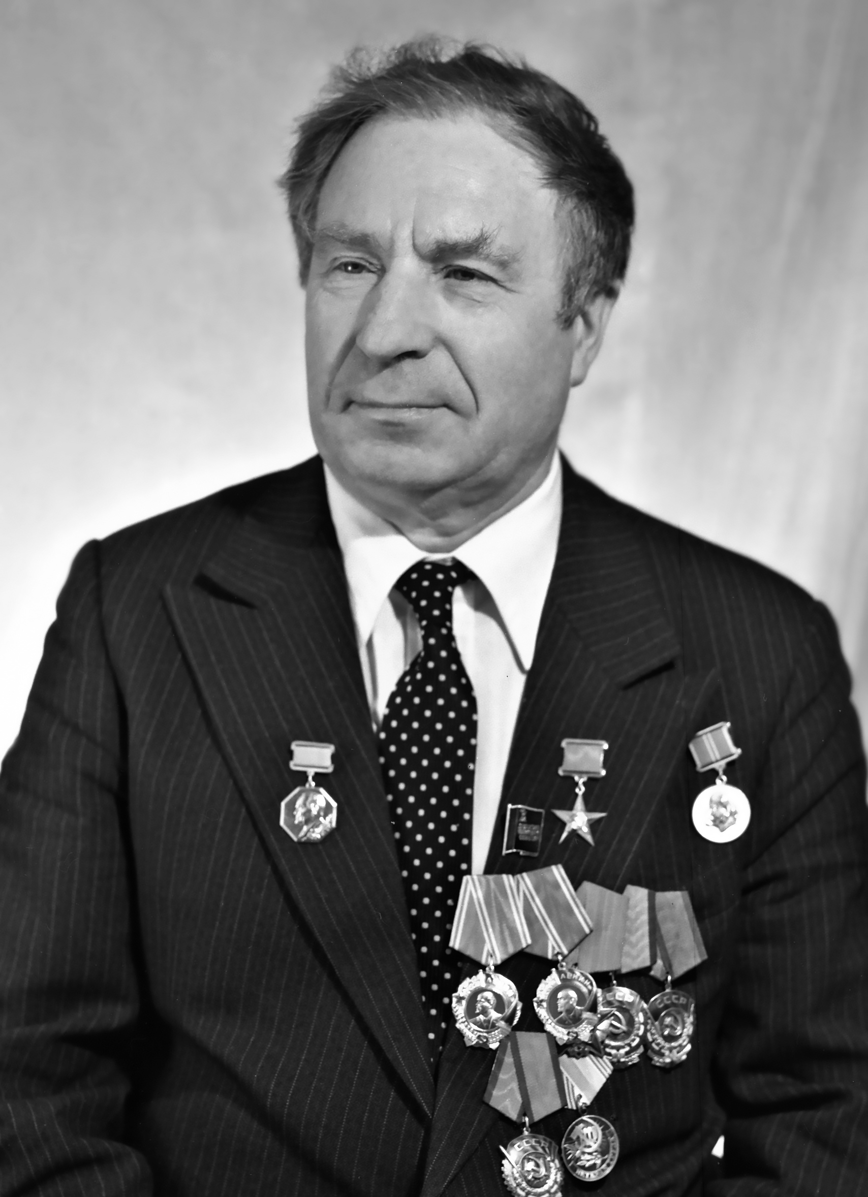 Человек-легенда из поколения созидателей. Петр Пронягин - как достойный кандидат в плеяду «Великих имен России» Человек-легенда из поколения созидателей. Петр Пронягин - как достойный кандидат в плеяду «Великих имен России»