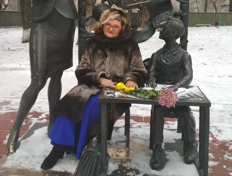 Елена Киреева заняла 1 место на областном конкурсе профессионального педагогического мастерства Елена Киреева заняла 1 место на областном конкурсе профессионального педагогического мастерства