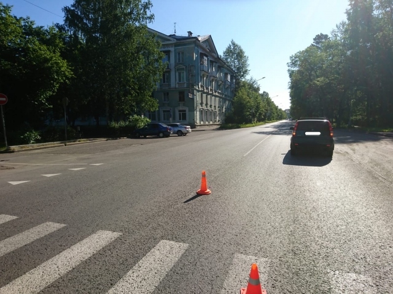 Водитель не увидел пешехода из-за солнечных лучей Водитель не увидел пешехода из-за солнечных лучей