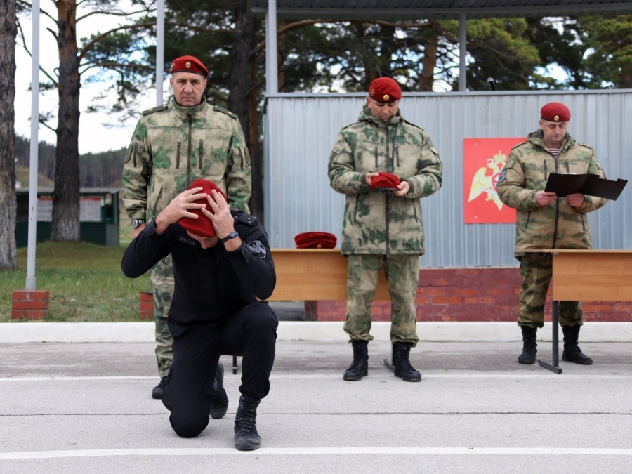 Военнослужащий северского соединения прошел квалификационные испытания на право ношения крапового берета Военнослужащий северского соединения прошел квалификационные испытания на право ношения крапового берета