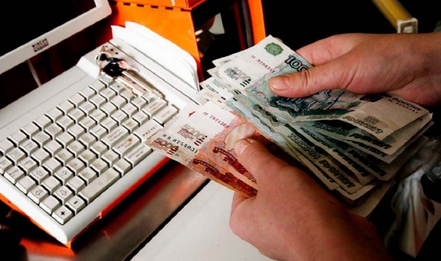 Сотрудница магазина 8 месяцев похищала деньги и продукты Сотрудница магазина 8 месяцев похищала деньги и продукты