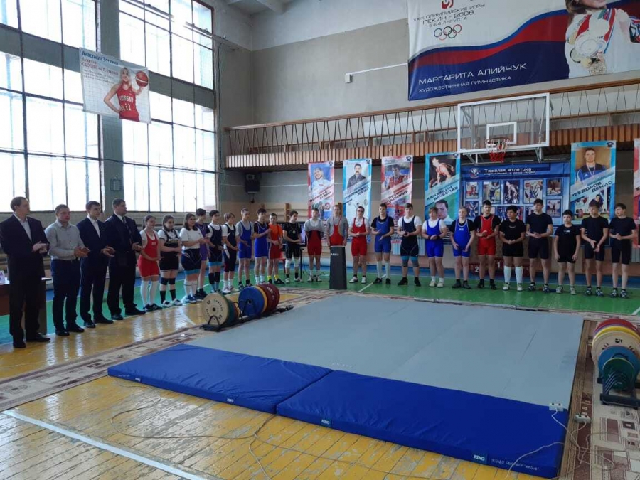 Победы северчан на Первенстве по тяжёлой атлетике Победы северчан на Первенстве по тяжёлой атлетике