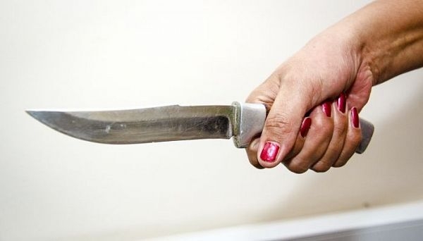 Северчанка отправится в колонию за ножевое ранение сожителя Северчанка отправится в колонию за ножевое ранение сожителя