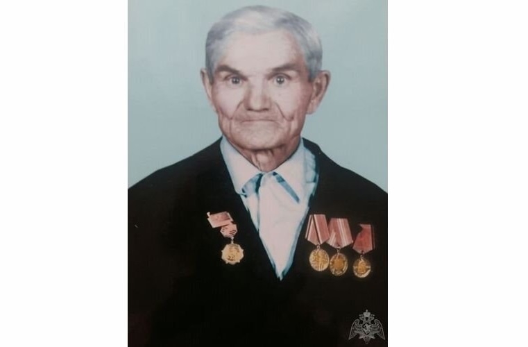 Военнослужащий Сергей Середин принял участие в акции «Лица Бессмертного полка» Военнослужащий Сергей Середин принял участие в акции «Лица Бессмертного полка»