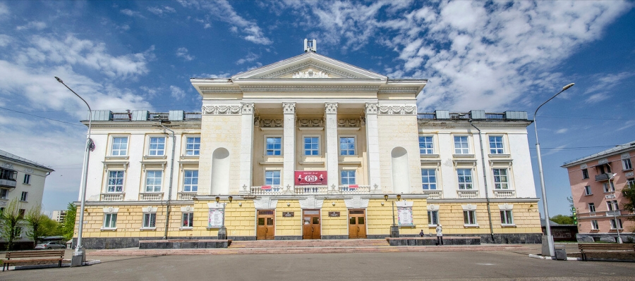 Областная дума почтила минутой молчания память депутата Виктора Воробьева Областная дума почтила минутой молчания память депутата Виктора Воробьева
