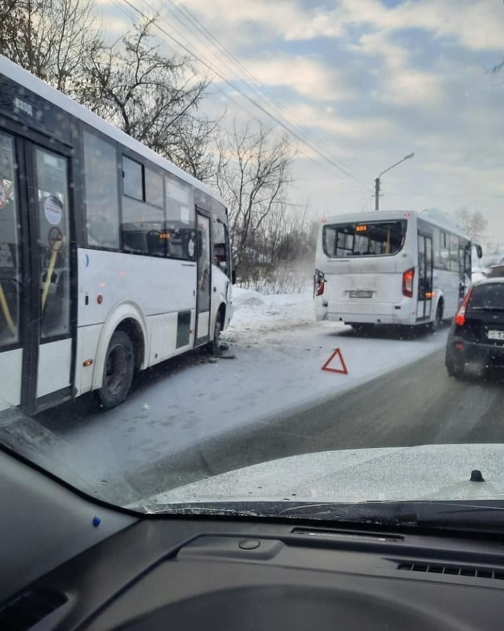 Три аварии, произошедшие возле Северска, парализовали въезд в Томск Три аварии, произошедшие возле Северска, парализовали въезд в Томск