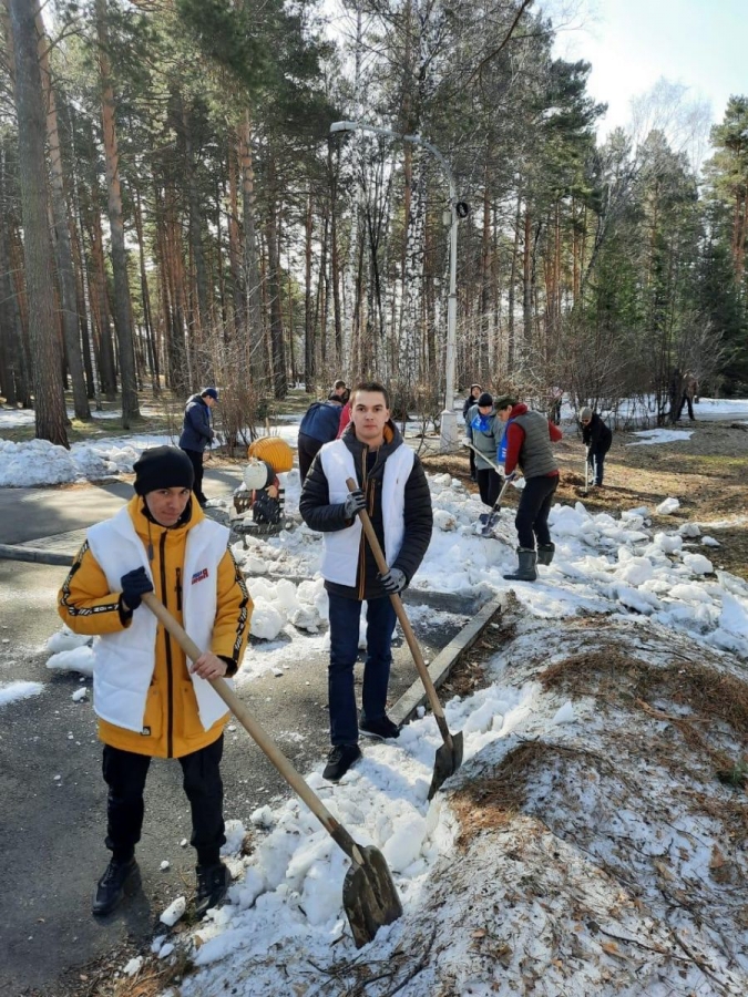 24 апреля Северск принял участие во Всероссийском субботнике 24 апреля Северск принял участие во Всероссийском субботнике
