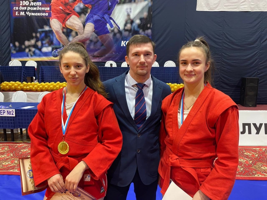 Северские самбистки завоевали золото и серебро на чемпионате России по самбо Северские самбистки завоевали золото и серебро на чемпионате России по самбо